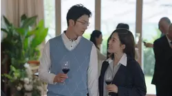 02 The Queen of News