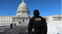 Dems strike deal with Trump to fund temporairly fund DHS, incluiding ICE