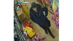 Man on the run after gunpoint robbery at 7-Eleven on Webster Avenue