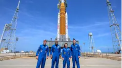 Veteran Astronaut Reacts to Humanity's First Moon Mission Since Apollo