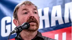 Sanders, Warren Drop Endorsements of Maine's Graham Platner