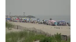 Beachgoers notice smoky skies as Canadian wildfire haze reaches the Jersey Shore
