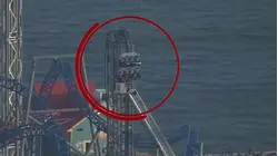 Una montaña rusa queda atascada a más de 100 pies de altura en Texas