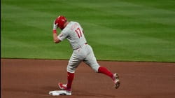Rhys Hoskins Blasts 2 HRs To Help Phillies Cruise Past Reds