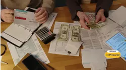 Financial tips to get through the holiday season