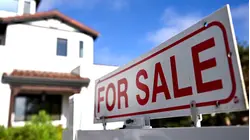 Mortgage Rates Fall Below 6% for the First Time in 3 Years