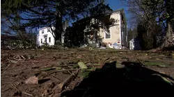 Blight, debris cleaned up at Stamford standoff home; safety questions remain for neighbor