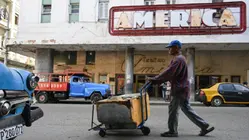 Trump dice que Cuba "quiere hacer un acuerdo" y el régimen adelanta cambios para salir de la crisis