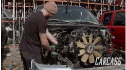 Proyecto Chevy Silverado Abandonado Parte 2: Actualización del motor de Chatarrería
