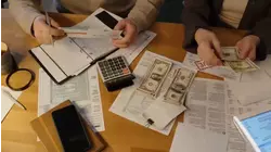 What to do if a debt collector calls you