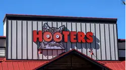 Hooters Going Family-Friendly With Kids Eat Free Promos