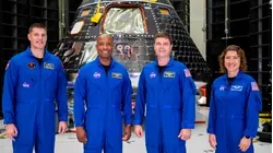 La misión Artemis II planea dar la vuelta a la Luna con seres humanos por primera vez desde 1972