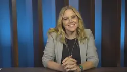 Mary McCormack Forgets Her Diploma