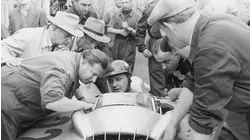 Mercedes Races again 1954/55