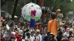 Se celebra el Gran Desfile de Día de Muertos en Ciudad de México