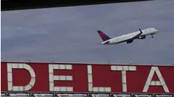 Airlines start cancellations after FAA announces flight cuts amid government shutdown