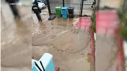 Large water main break floods SF street, several homes