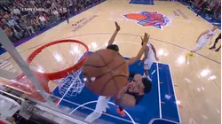 Knicks rout Cavs again in Game 2