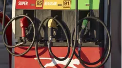 Secretario de Energía dice que en unas semanas ya se sentirá un alivio en los precios de la gasolina