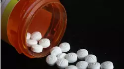 Judge Says He'll Approve Opioid Settlement with OxyContin Maker