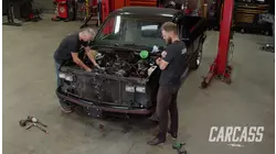 Desmontando una Chevy C1500 OBS de 1989