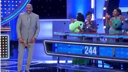 Shunta's answer cracks up Steve Harvey! | Family Feud
