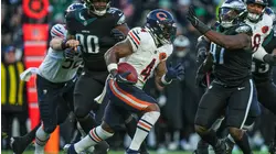Bears' rushing attack leads to 5th straight win, over reeling Eagles
