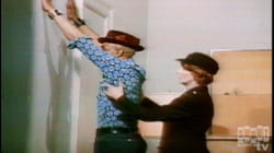 Candid Camera: S2 E29 - Episode 1029