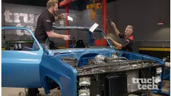 Recableado de la Chevy Blazer e instalación de un nuevo parabrisas