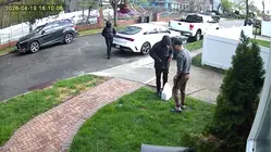 Police: Robbery targets food delivery driver at home in Freeport