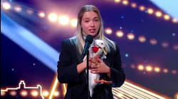 QUACK ATTACK! Magician Introduces Her Friend Though Magic! | Got Talent Global