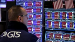 Bull Market or Late-Cycle Warning? Reading the Signals Behind Record Highs