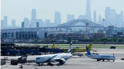 Ground stops at Newark Airport sparks delays, cancellations