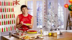 One World Kitchen Bakes the Holidays