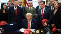 Trump doubles down on nationalizing elections