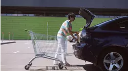 Viral video puts spotlight on shopping cart etiquette