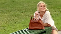 Just for Laughs GAGS - Season 12 E6 - Parc Bench Purse