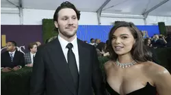 Hailee Steinfeld expecting 1st baby with husband Josh Allen