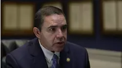 Henry Cuéllar insiste en su inocencia tras ser indultado por Trump