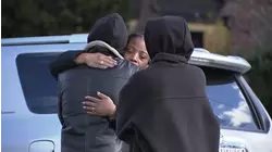 2 sisters die after running back into burning home to save father