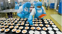 How Qatar Airways Prepares 200,000 Meals From Scratch Every Day