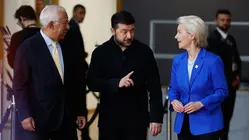 Russia steps up attacks as Ukraine faces uncertainty over US support