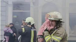Drone and missile barrage hits Kyiv, Kharkiv; Putin resists peace talks
