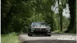 El Mustang Cobra del 81 recibe el amor que necesita bajo el capó y conocemos las carreras de aceleración en Inglaterra